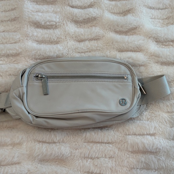 lululemon athletica Other - Lululemon Athletica Gray Belt Bag